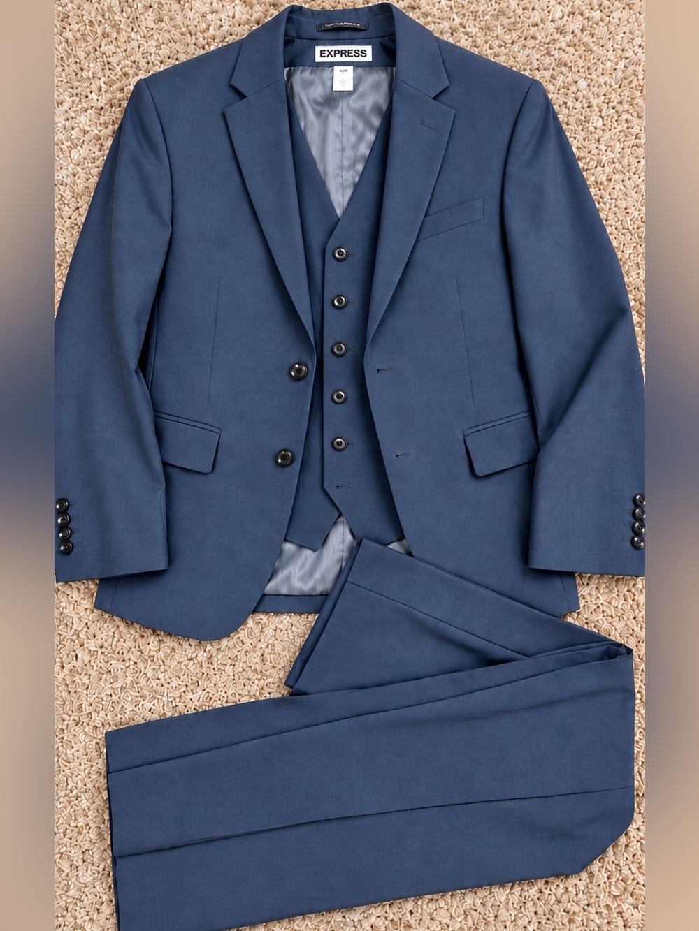 Express Men’s 3-Piece Suit – Size 36 / Small – 31x30 – Excellent Condition